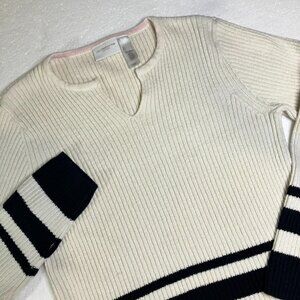 Liz Claiborne Heavy Knit Sweater Cream and True Navy/Black Long Sleeve V-Neck